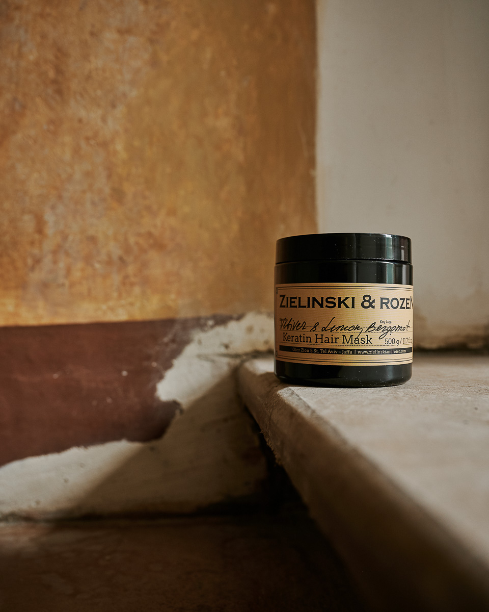 Теперь не нужно ехать в другой город, чтобы подобрать запах идеала. Знакомимся с натуральной нишевой продукцией «Zelinski & Rozen», которая появилась во Владимире.