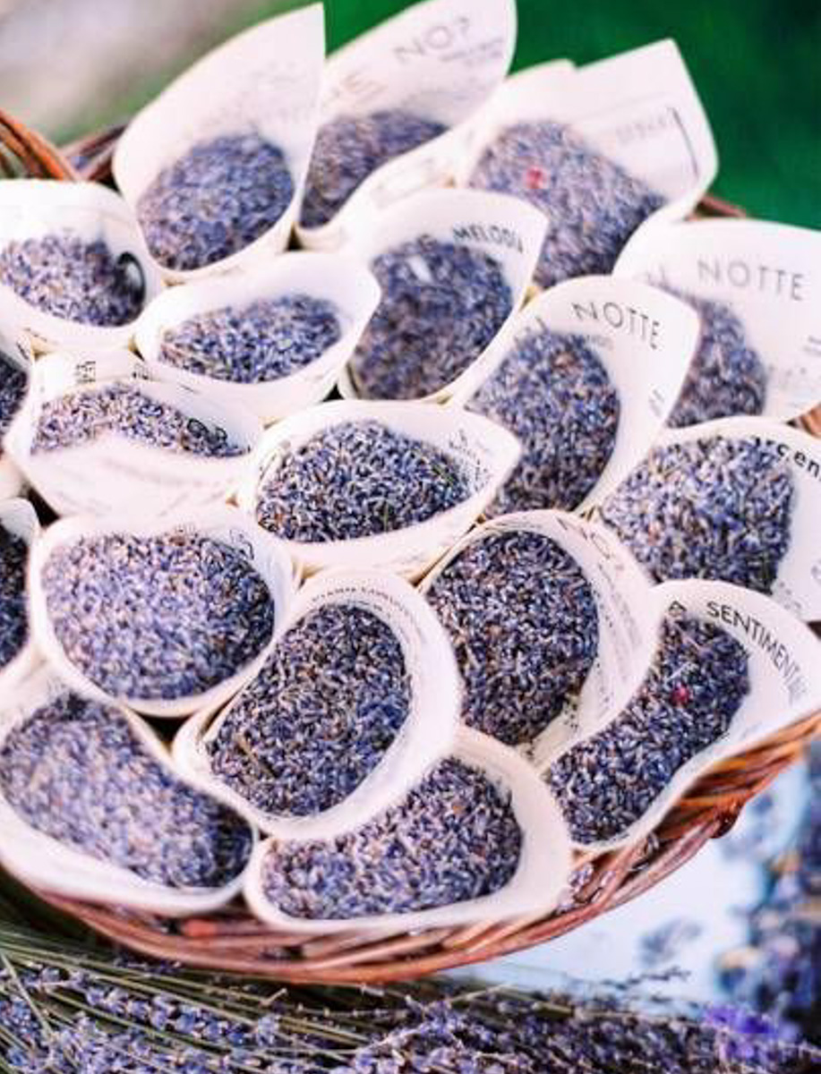 15 советов, как не навредить природе и сделать свой праздник максимально eco-friendly.