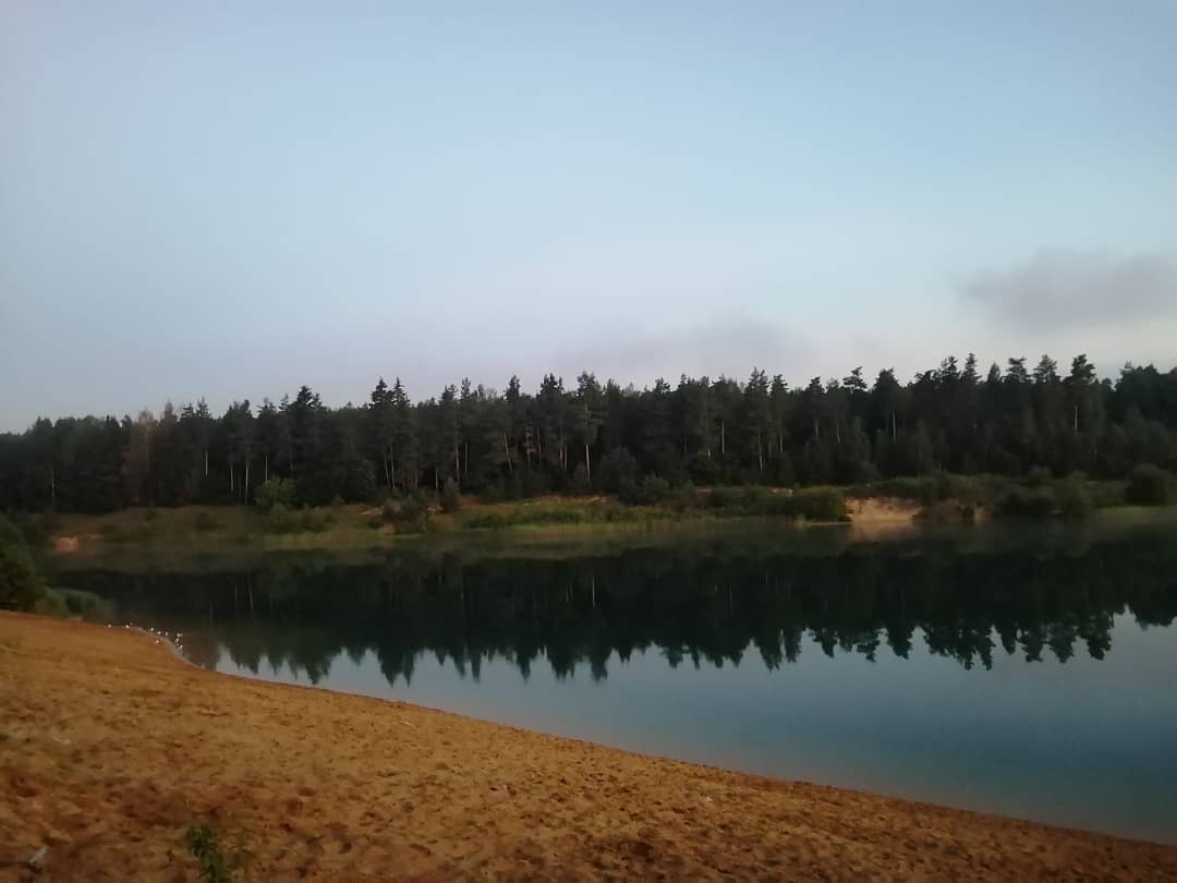 Разбираемся, почему любимый пляж стал частью большого ремонта, что будет с карьерами и когда мы сможем там искупаться.