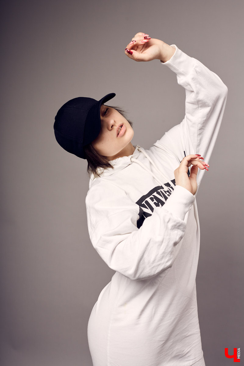 High heels — как образ жизни владимирского хореографа. Анастасия Егорова поведала нам о своей любви к высоким каблукам, эпатажным образам и участии в шоу «Танцы» на ТНТ.