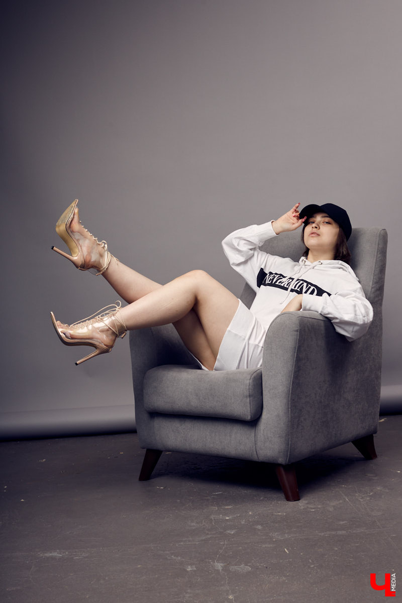 High heels — как образ жизни владимирского хореографа. Анастасия Егорова поведала нам о своей любви к высоким каблукам, эпатажным образам и участии в шоу «Танцы» на ТНТ.