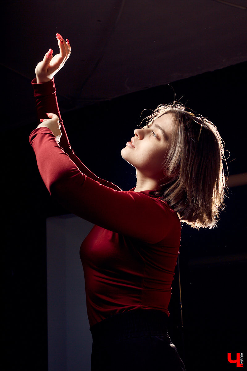 High heels — как образ жизни владимирского хореографа. Анастасия Егорова поведала нам о своей любви к высоким каблукам, эпатажным образам и участии в шоу «Танцы» на ТНТ.