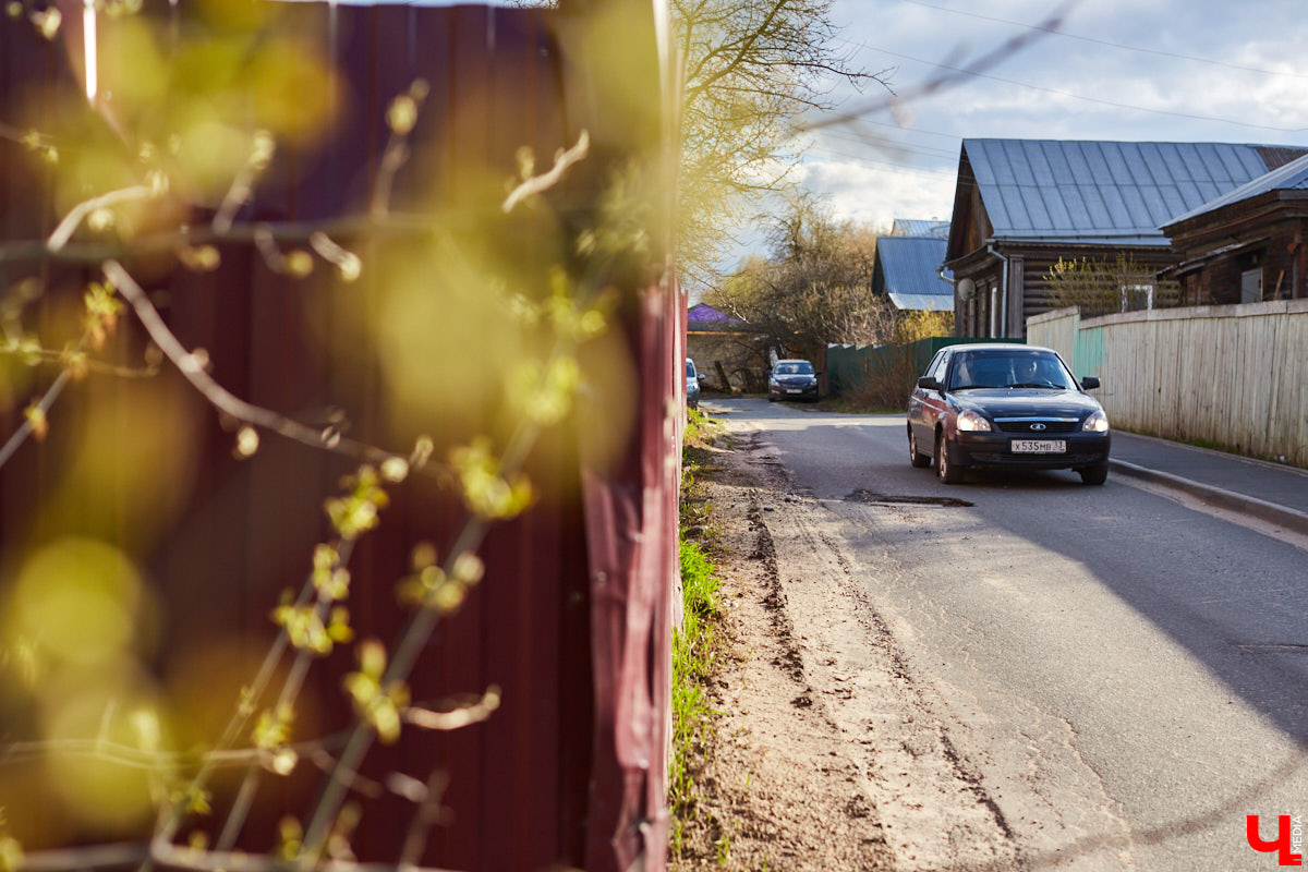 С 11 мая по 1 ноября мост у ДТЮ будет закрыт на ремонт. Как объехать препятствие? Изучаем схему и реальное состояние дорог.