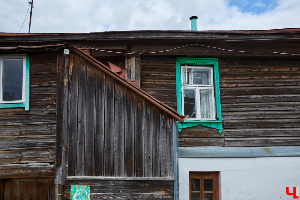 Семья Татьяны Давыдовой вот уже почти 100 лет владеет тем самым домом, где снимали фильм «Женитьба Бальзаминова». Они давно мечтали о создании киномузея, но сейчас решились и приглашают волонтеров поучаствовать в работах.