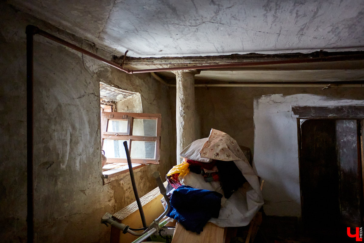 Семья Татьяны Давыдовой вот уже почти 100 лет владеет тем самым домом, где снимали фильм «Женитьба Бальзаминова». Они давно мечтали о создании киномузея, но сейчас решились и приглашают волонтеров поучаствовать в работах.