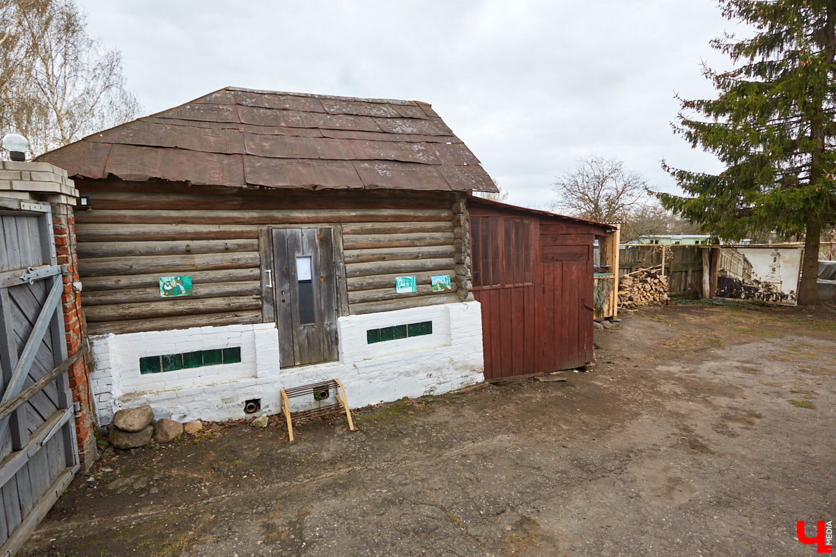 Семья Татьяны Давыдовой вот уже почти 100 лет владеет тем самым домом, где снимали фильм «Женитьба Бальзаминова». Они давно мечтали о создании киномузея, но сейчас решились и приглашают волонтеров поучаствовать в работах.