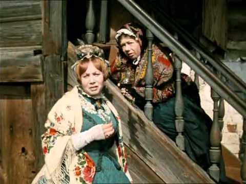 Семья Татьяны Давыдовой вот уже почти 100 лет владеет тем самым домом, где снимали фильм «Женитьба Бальзаминова». Они давно мечтали о создании киномузея, но сейчас решились и приглашают волонтеров поучаствовать в работах.