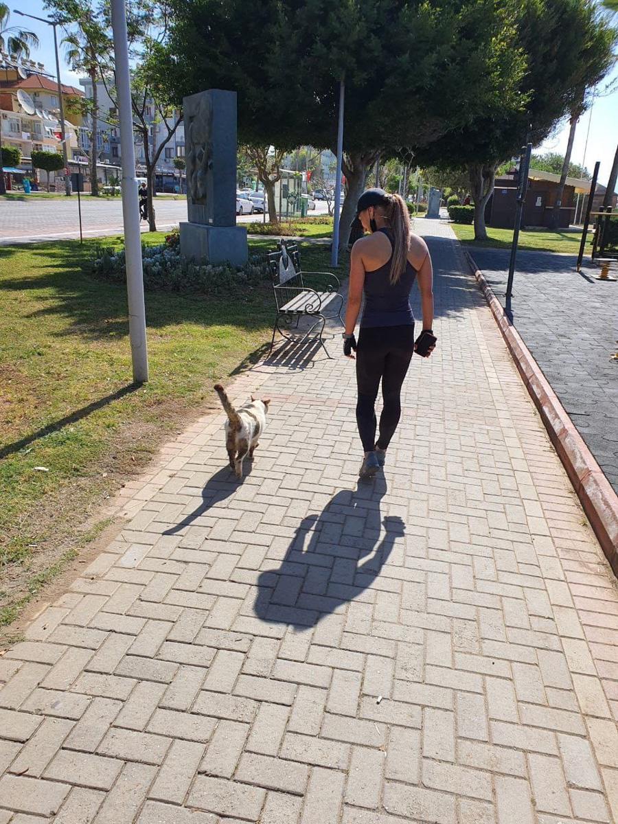 Владимирский фитнес-тренер и нутрициолог Дарья Жичкина полтора месяца назад переехала в солнечную Аланию. Чем она отличается от родного города, Дарья рассказала в интервью «Ключ-Медиа».