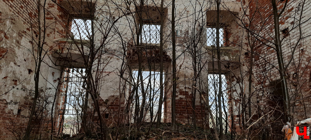 Никульское - старинное село в Суздальском районе. Оно примечательно красивыми пейзажами и заброшенным храмом.