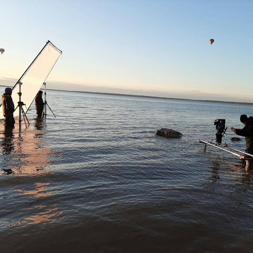 Владимирцам Ивану Колесову и Евгению Висящеву удалось поработать на съемках короткометражного фильма режиссера Натальи Тарадиной «Солдат и Русалка».