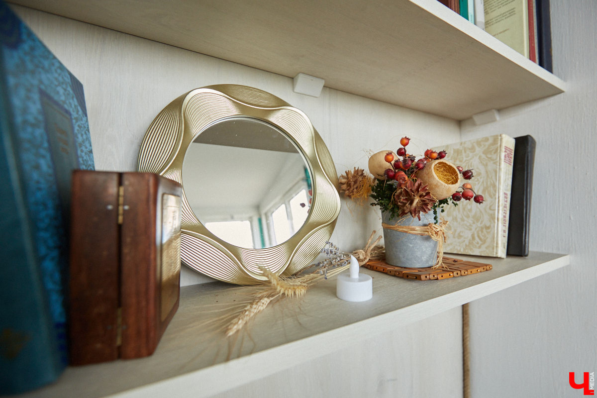 Фото из этих локаций нередко разрывают Директ вопросами в духе: «Где это снято?» Собрали для вас топ владимирских заведений с интересным интерьером.