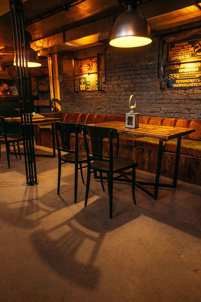 Фото из этих локаций нередко разрывают Директ вопросами в духе: «Где это снято?» Собрали для вас топ владимирских заведений с интересным интерьером.