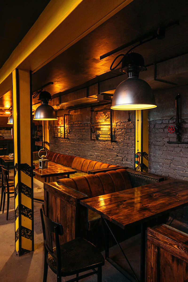 Фото из этих локаций нередко разрывают Директ вопросами в духе: «Где это снято?» Собрали для вас топ владимирских заведений с интересным интерьером.