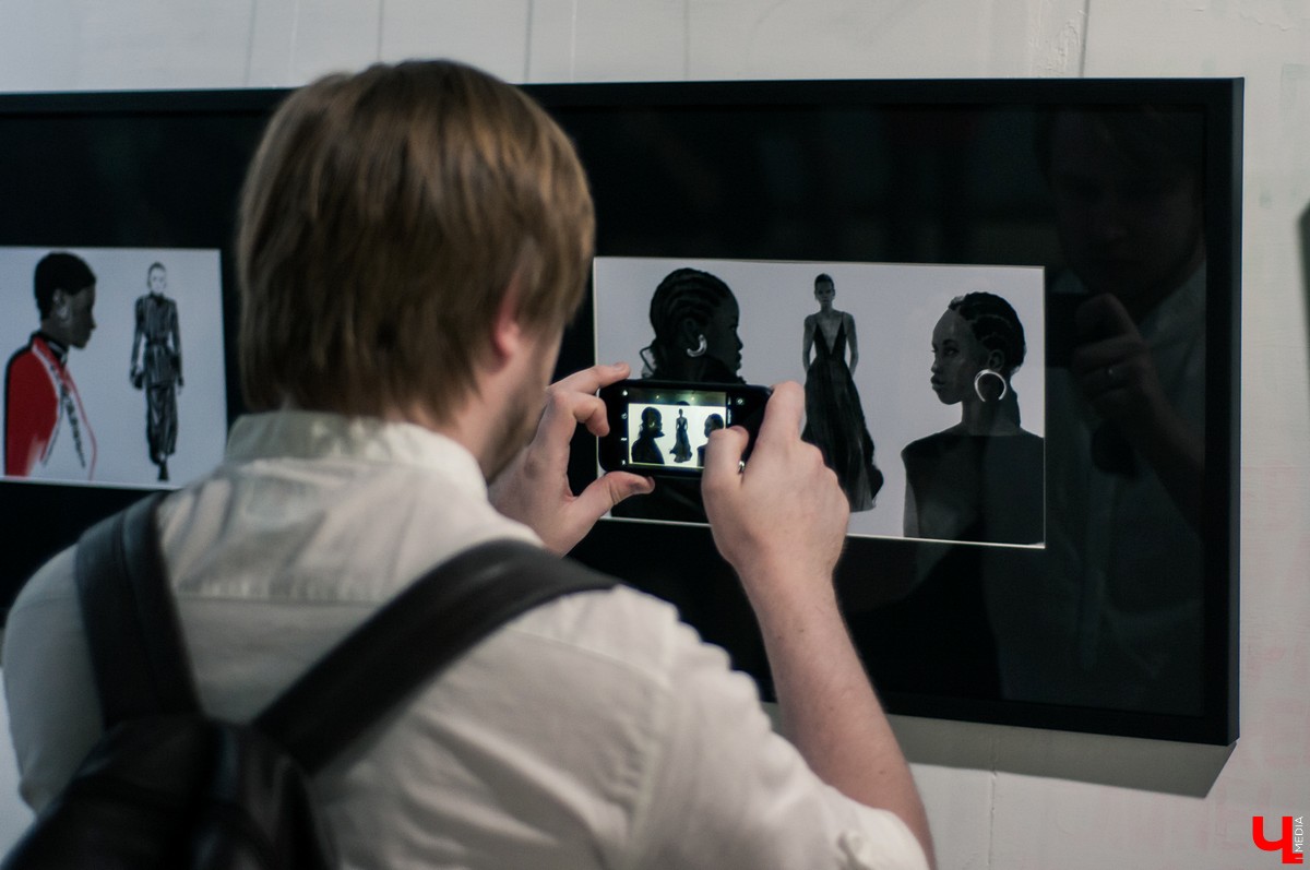 Художница из Владимира занялась писательской деятельностью и уже выпустила два фантастических романа с иллюстрациями.