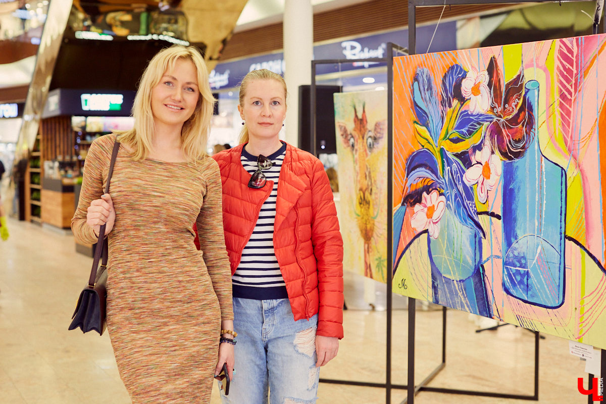 Новое владимирское арт-пространство, объединяющее шопинг и искусство, проводит терапию цветом. В этот раз вас ожидает выставка картин владимирской художницы Марии Ладиловой.