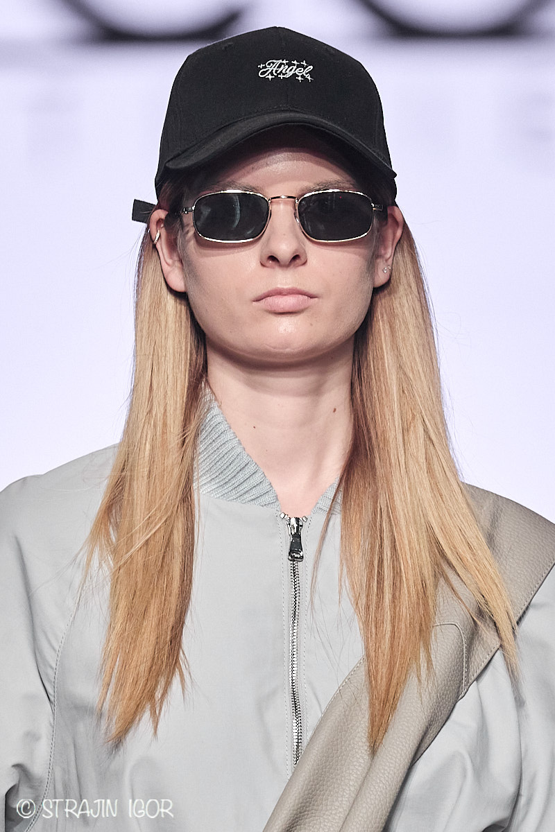 Яна Горохова - дизайнер локальной марки ICÔNE - представила свою коллекцию. Ее коллекция поучаствовала в Mercedes-Benz Fashion Week Russia. Благодаря чему стал возможен этот успех?