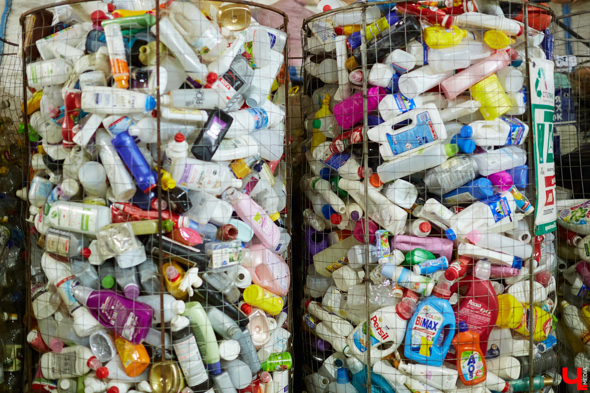 Как получается красивая мозаика из дробленого твердого пластика, зачем могут понадобиться 400-килограммовые кипы картона и что такое агломерат: «Ключ-Медиа» побывал на владимирской площадке, где мусор обретает вторую жизнь.