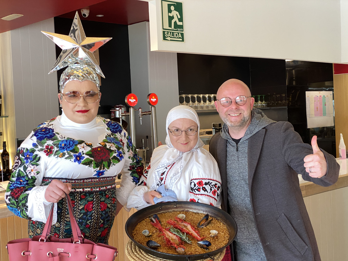 Владимирский фотограф Игорь Воробей давно «свой» в сфере туризма в Барселоне. Настолько, что когда популярная тревел-программа «Орел и Решка» решила снимать там один из выпусков юбилейного сезона со звездами первых величин, то они обратились за помощью именно к нему.