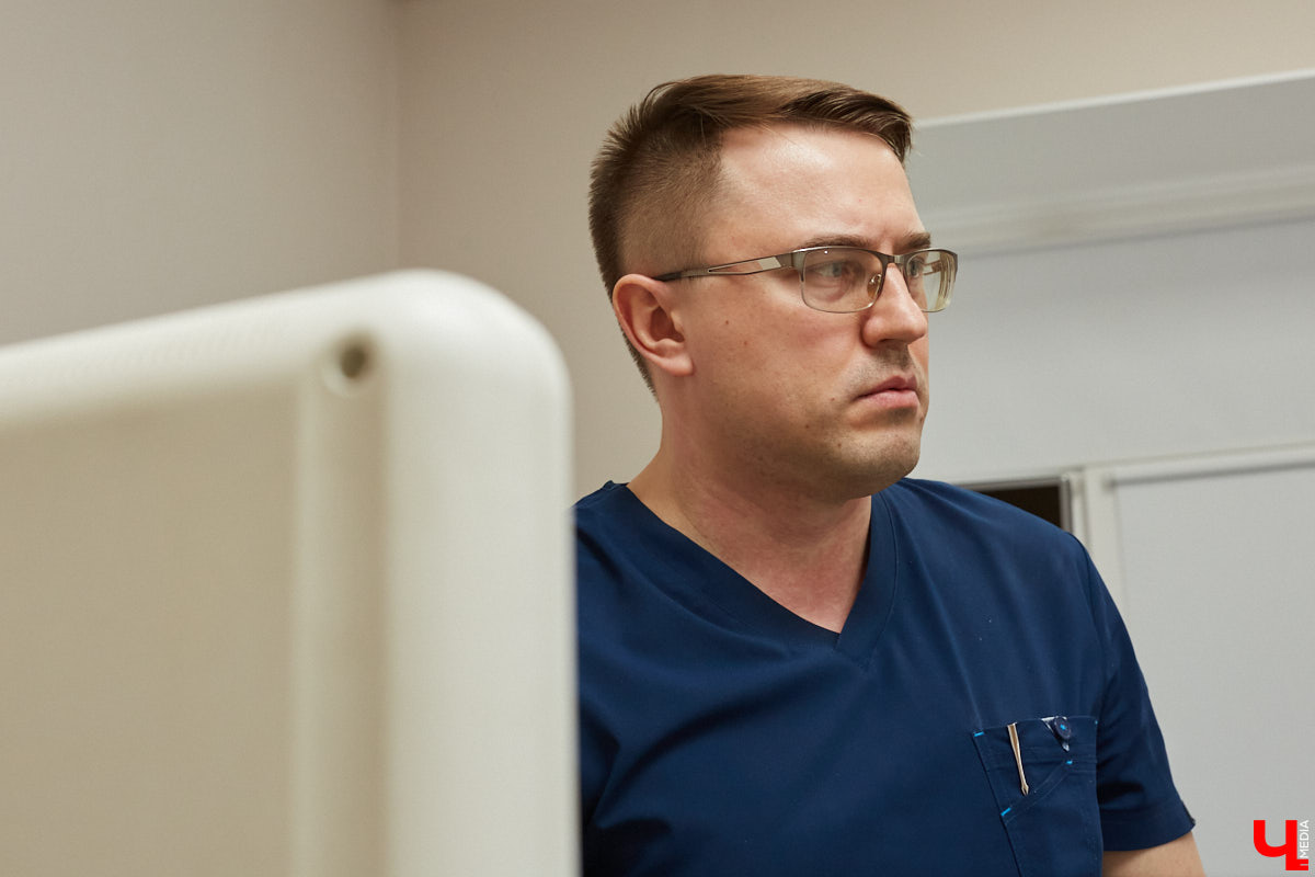 Использование менструальных чаш, вред от сексуального воздержания и флирт пациенток: все эти стереотипы «Ключ-Медиа» обсудил с врачом широкого профиля, гинекологом Сергеем Голяковым, задав ему несколько неудобных вопросов.