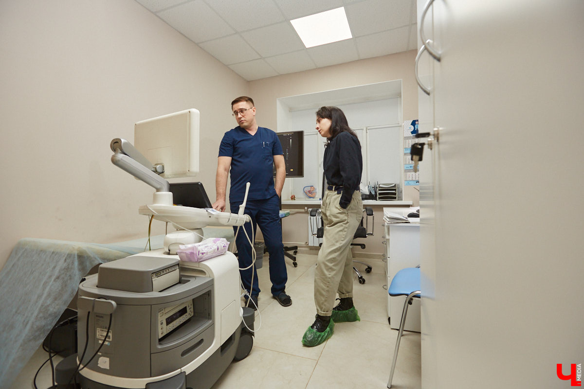 Использование менструальных чаш, вред от сексуального воздержания и флирт пациенток: все эти стереотипы «Ключ-Медиа» обсудил с врачом широкого профиля, гинекологом Сергеем Голяковым, задав ему несколько неудобных вопросов.