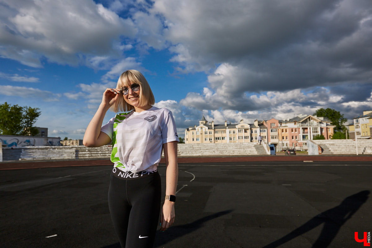 Фитнес-клуб «Атмосфера» задумал интересную коллаборацию: вместе с клубом «I Love Running» они проведут подготовку бегунов к Владимирскому полумарафону. Среди «подопытных» — Виктория Силантьева и Тимофей Копылов.