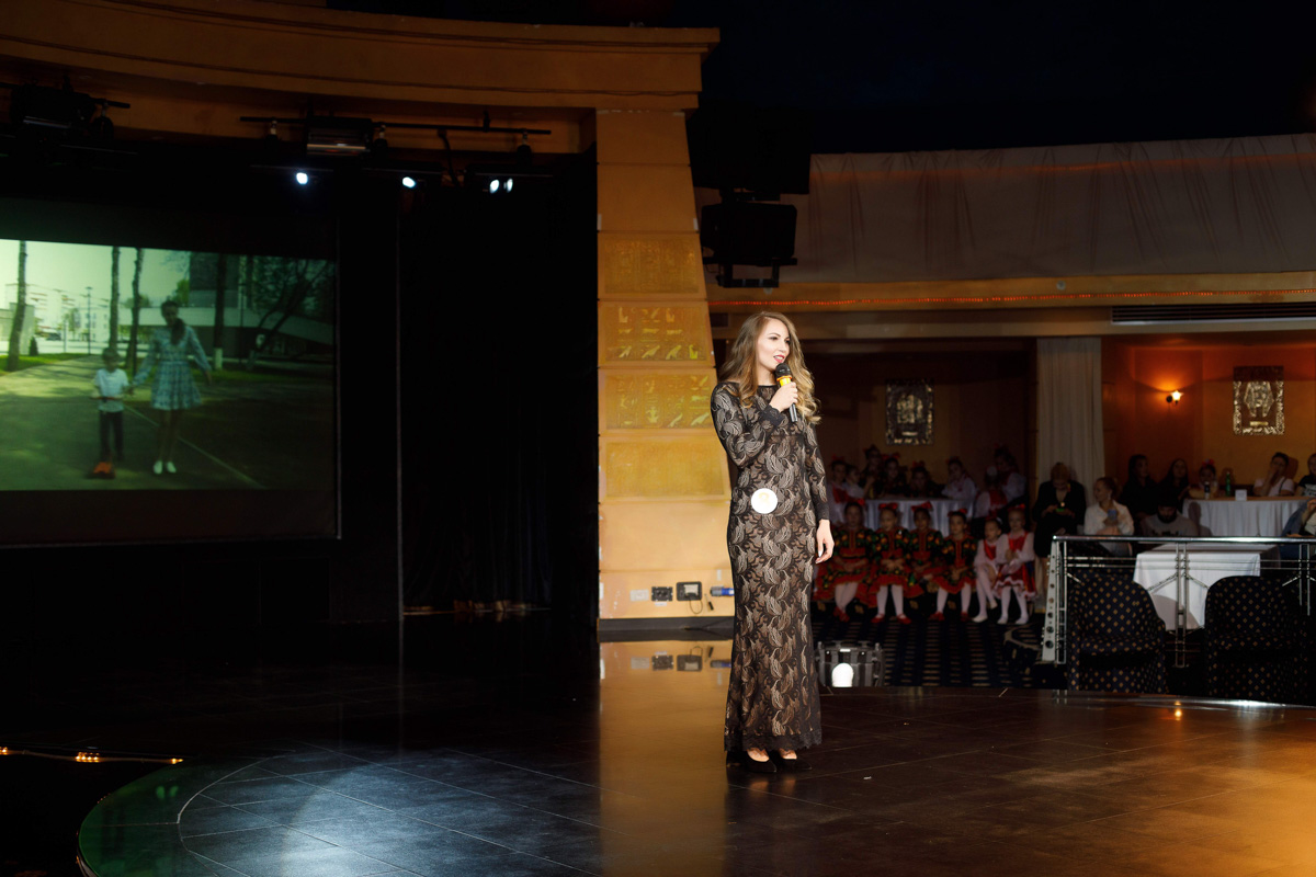 Юлия Плотникова вернулась домой с одним из главных титулов и роскошной короной победительницы и уже успела рассказать нам про свое участие в конкурсе.