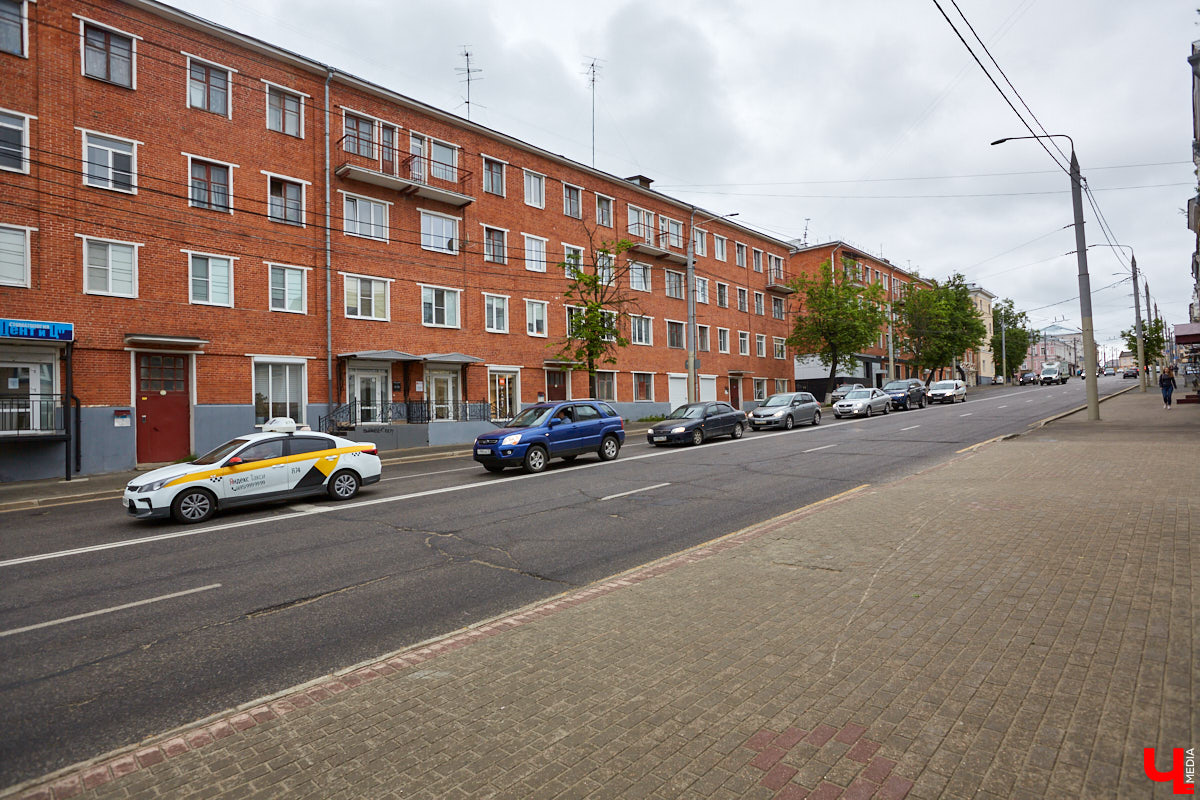 Особый подход к освещению, много стекла и геометрии: о конструктивизме как о стиле, формирующем систему нового быта, рассказала член Союза архитекторов России Людмила Басманова. А «Ключ-Медиа» собрал топ-7 местных зданий-примеров.