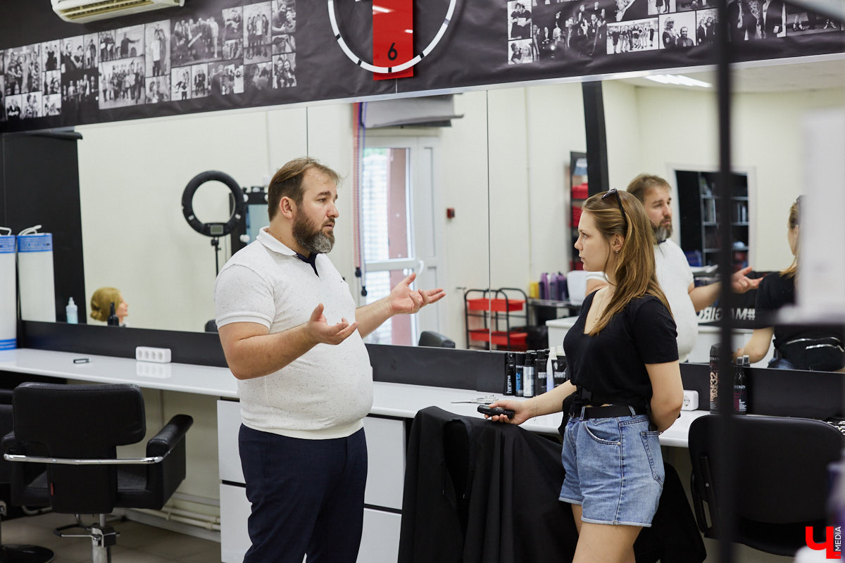 Какие связи помогут попасть в команду стилистов «Модного приговора»? На этот и другие вопросы подробно отвечает парикмахер Магир Джафаров.