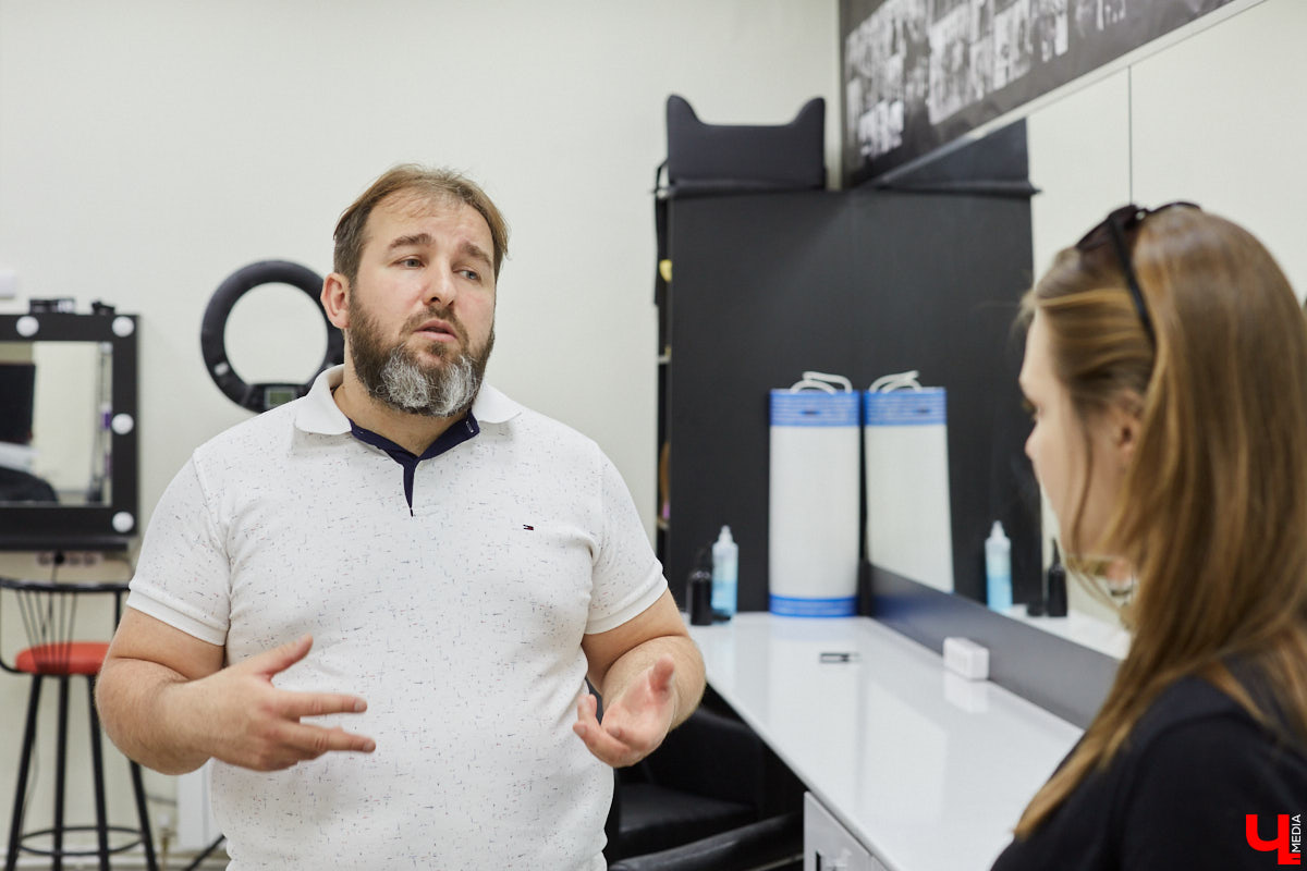 Какие связи помогут попасть в команду стилистов «Модного приговора»? На этот и другие вопросы подробно отвечает парикмахер Магир Джафаров.