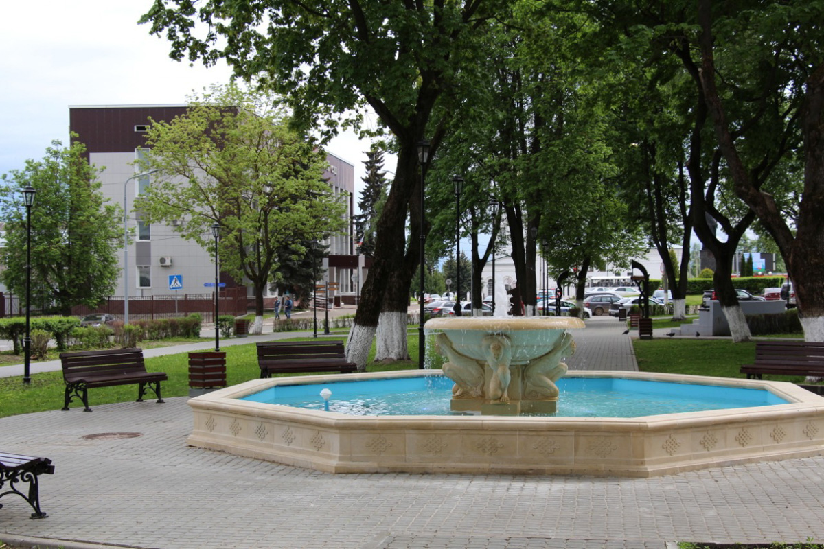 Власти запустили «голосовалку» по месту установки памятника Андрею Боголюбскому во Владимире. Однако, изменения коснулись не только областного центра. «Ключ-Медиа» создал небольшую подборку реноваций общественных пространств по всему региону.