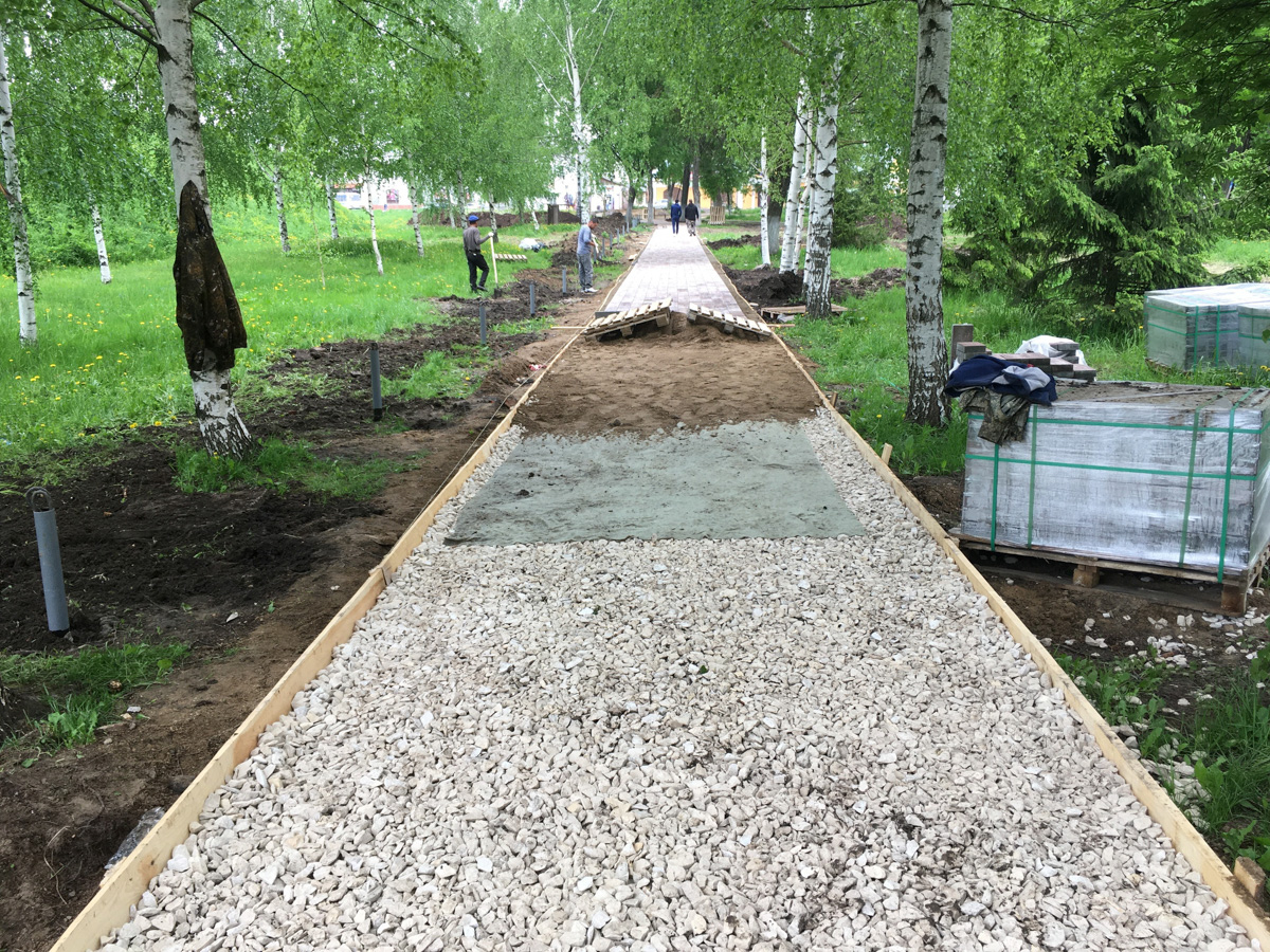 Власти запустили «голосовалку» по месту установки памятника Андрею Боголюбскому во Владимире. Однако, изменения коснулись не только областного центра. «Ключ-Медиа» создал небольшую подборку реноваций общественных пространств по всему региону.