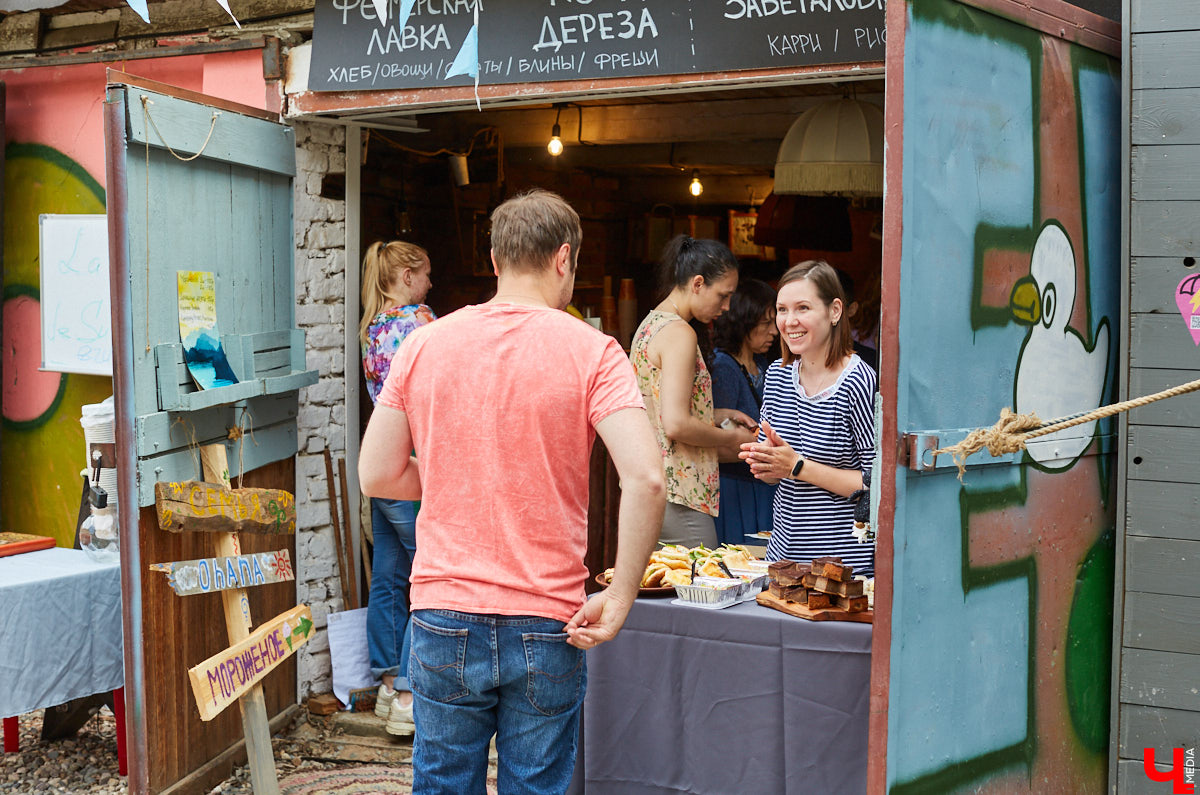 Четыре с половиной килограмма торта, золотое варенье, швейцарские «драники», завтрак от Будды. Знакомимся с блюдами, которые владимирцы представили на «Ресторанном дне» — мероприятии кулинарных открытий.
