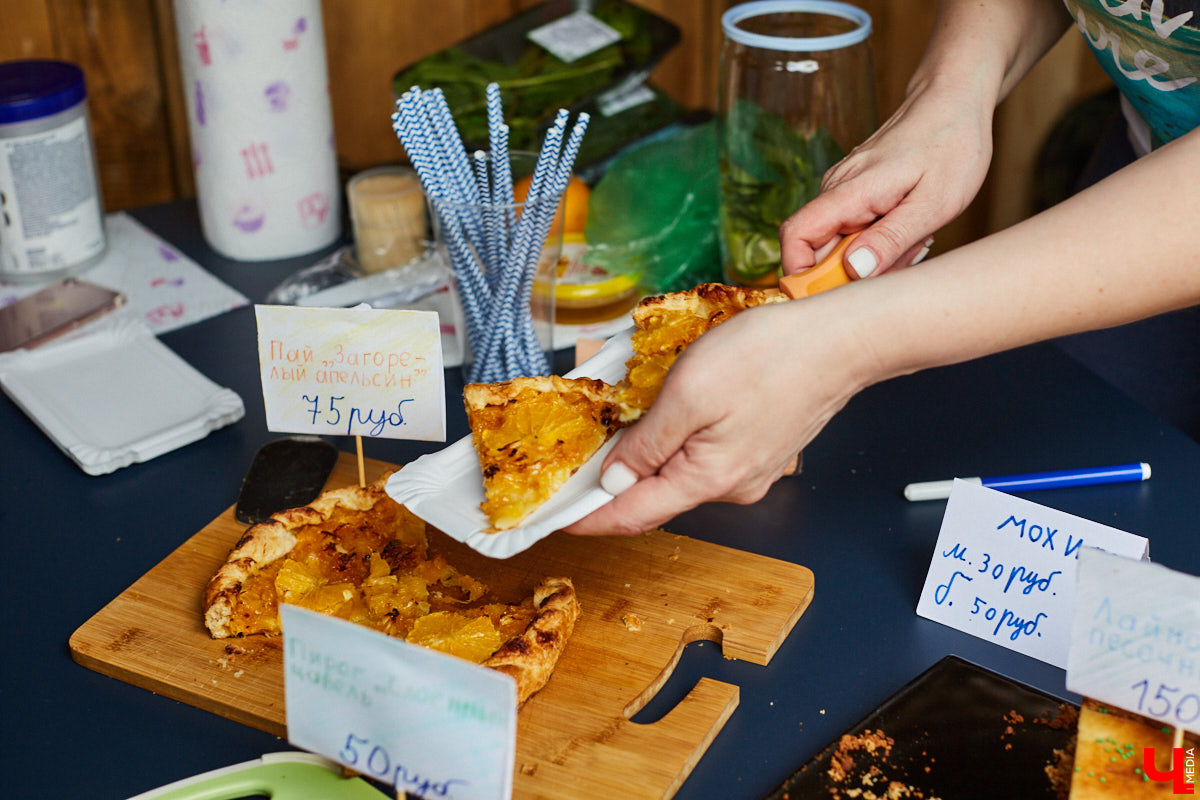 Четыре с половиной килограмма торта, золотое варенье, швейцарские «драники», завтрак от Будды. Знакомимся с блюдами, которые владимирцы представили на «Ресторанном дне» — мероприятии кулинарных открытий.