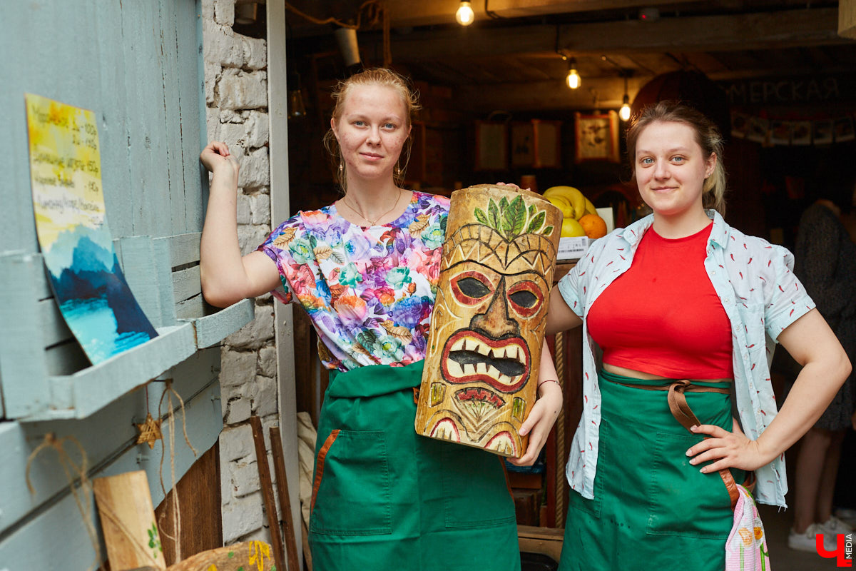 Четыре с половиной килограмма торта, золотое варенье, швейцарские «драники», завтрак от Будды. Знакомимся с блюдами, которые владимирцы представили на «Ресторанном дне» — мероприятии кулинарных открытий.