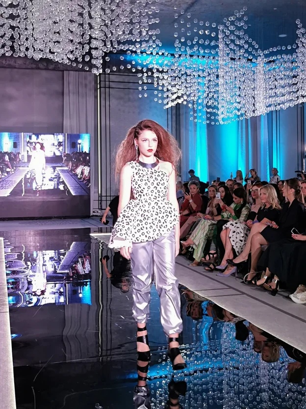 Владимирский дизайнер Наталья Рязанова побывала вместе со своими юными моделями на Неделе моды «Volga Fashion Week» в Казани.