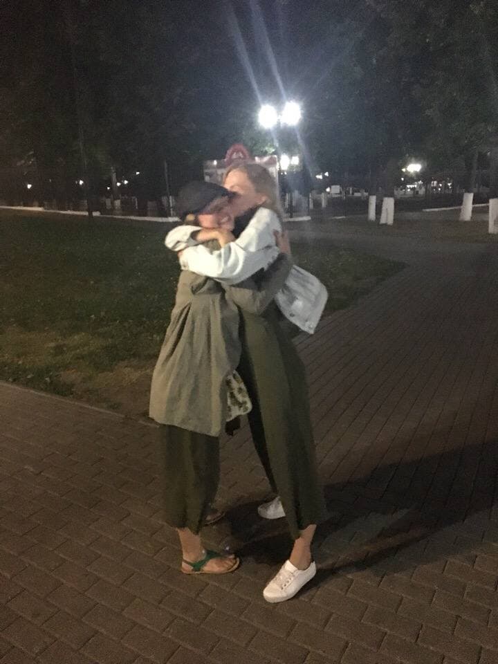 Хороводы «Березки» и казацкие танцы стали профессией для молодых владимирских артисток Марии Зимокос и Леры Вавиловой, а народные костюмы — любимыми нарядами.