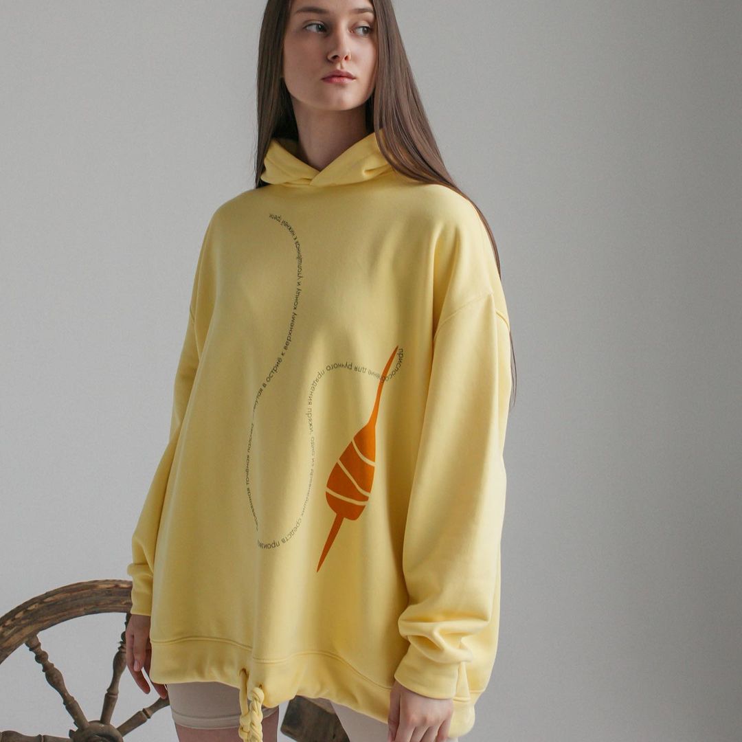 Одежда может содержать в себе гораздо больше смысла, чем модный месседж. Это еще раз доказали создатели нового проекта «Для почитателей одежды».