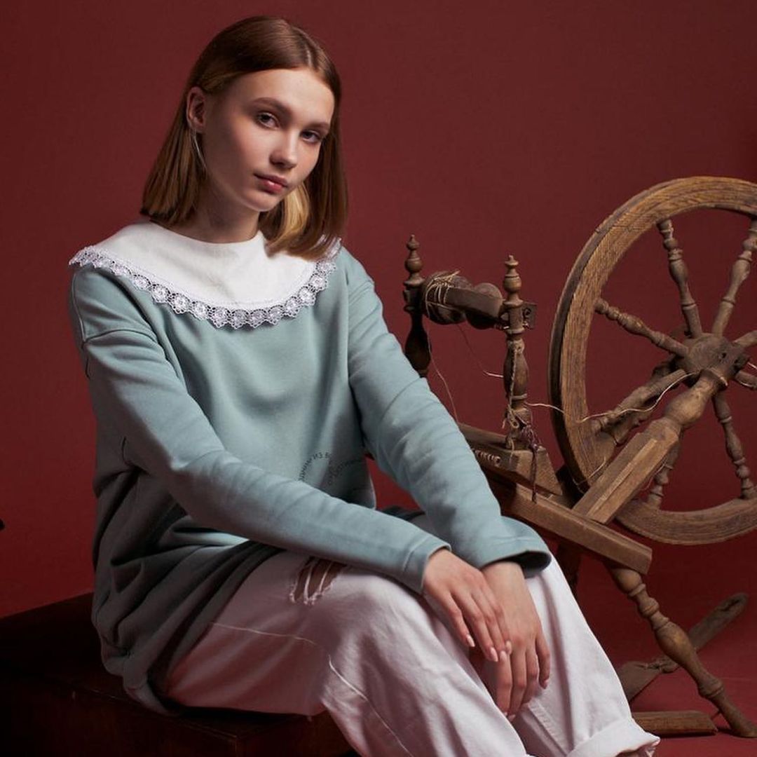 Одежда может содержать в себе гораздо больше смысла, чем модный месседж. Это еще раз доказали создатели нового проекта «Для почитателей одежды».