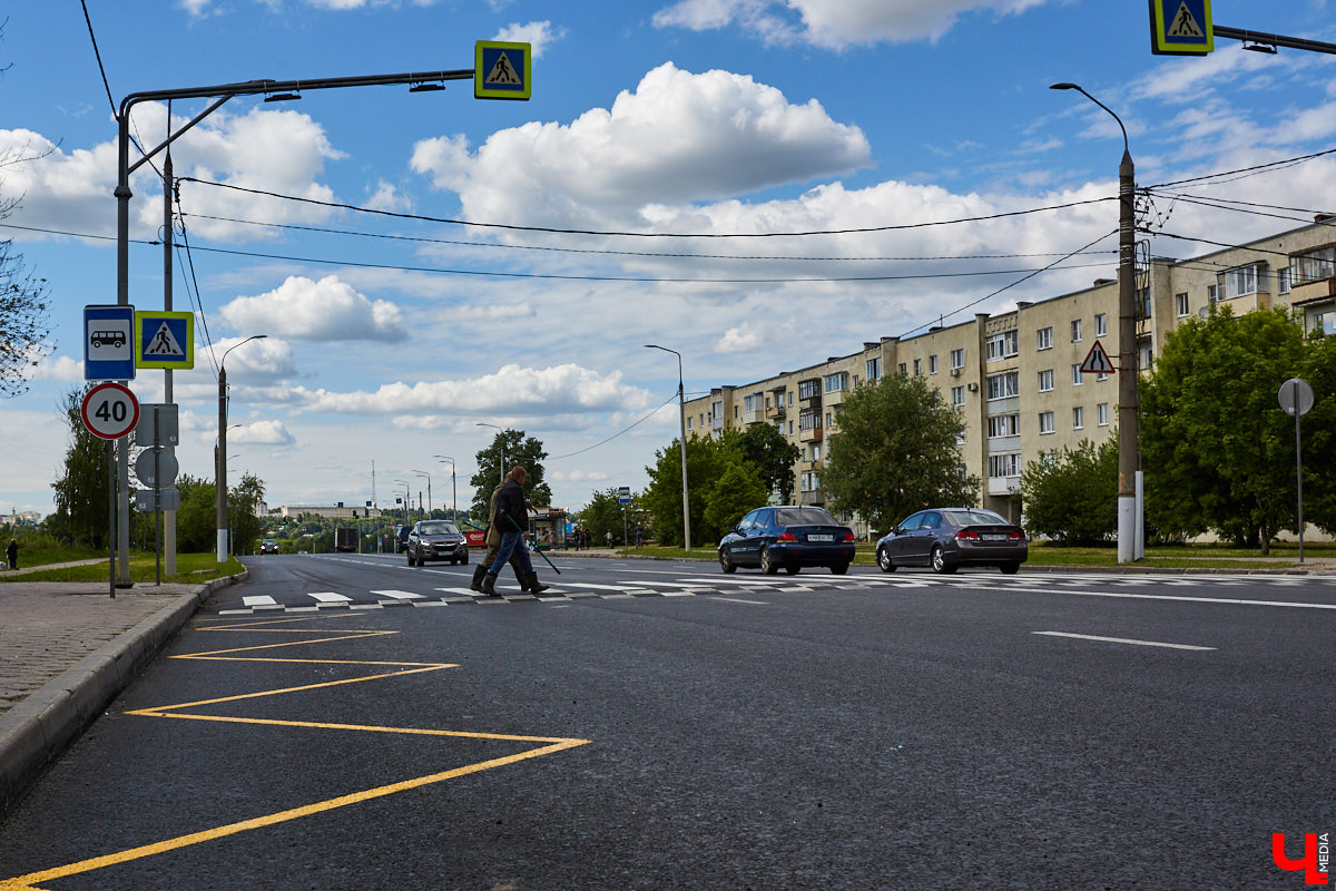 Кто в приоритете: водители или пешеходы? Вопрос обостряется, когда на горизонте маячит «зебра». Попробовали изучить видовое разнообразие владимирских переходов.