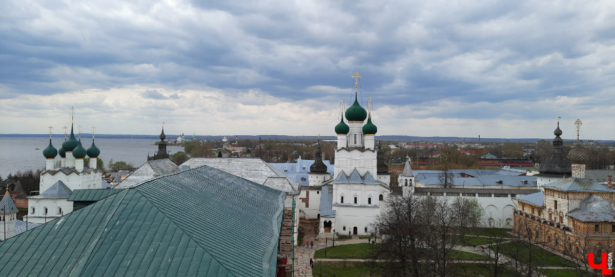 Впереди выходные, а значит, можно придумать мини-путешествие. Очередной проверенный нами вариант - Ростов Великий.