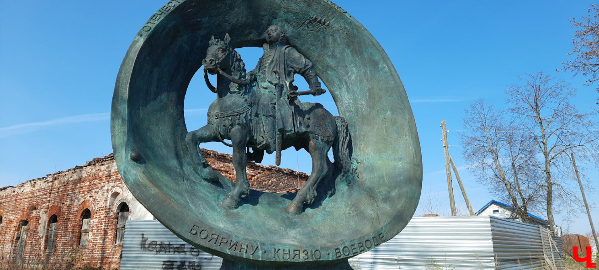 Впереди выходные, а значит, можно придумать мини-путешествие. Очередной проверенный нами вариант - Ростов Великий.