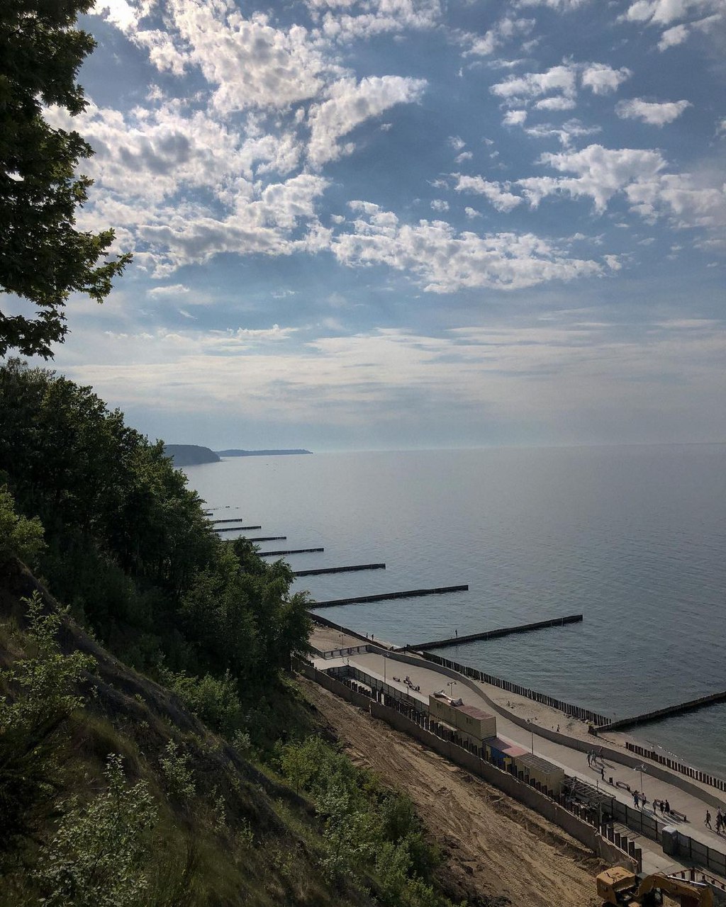 Поездки в Калининград и Петербург, танец в песках, выступление на «Уральских пельменях» и прыжок с парашютом: первый летний уикенд некоторых владимирцев прошел весьма насыщенно!