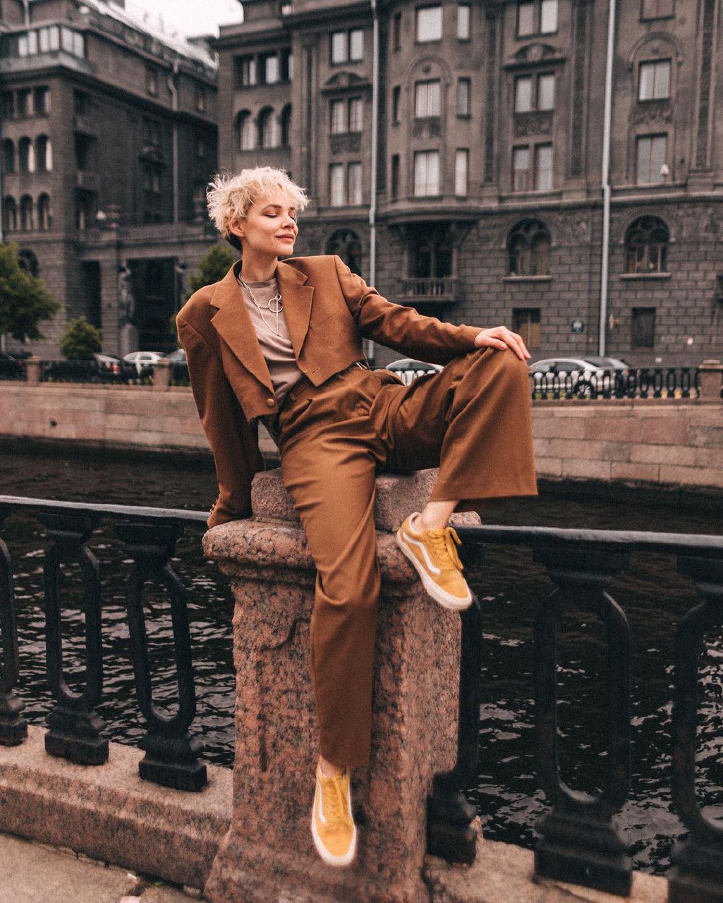 Поездки в Калининград и Петербург, танец в песках, выступление на «Уральских пельменях» и прыжок с парашютом: первый летний уикенд некоторых владимирцев прошел весьма насыщенно!