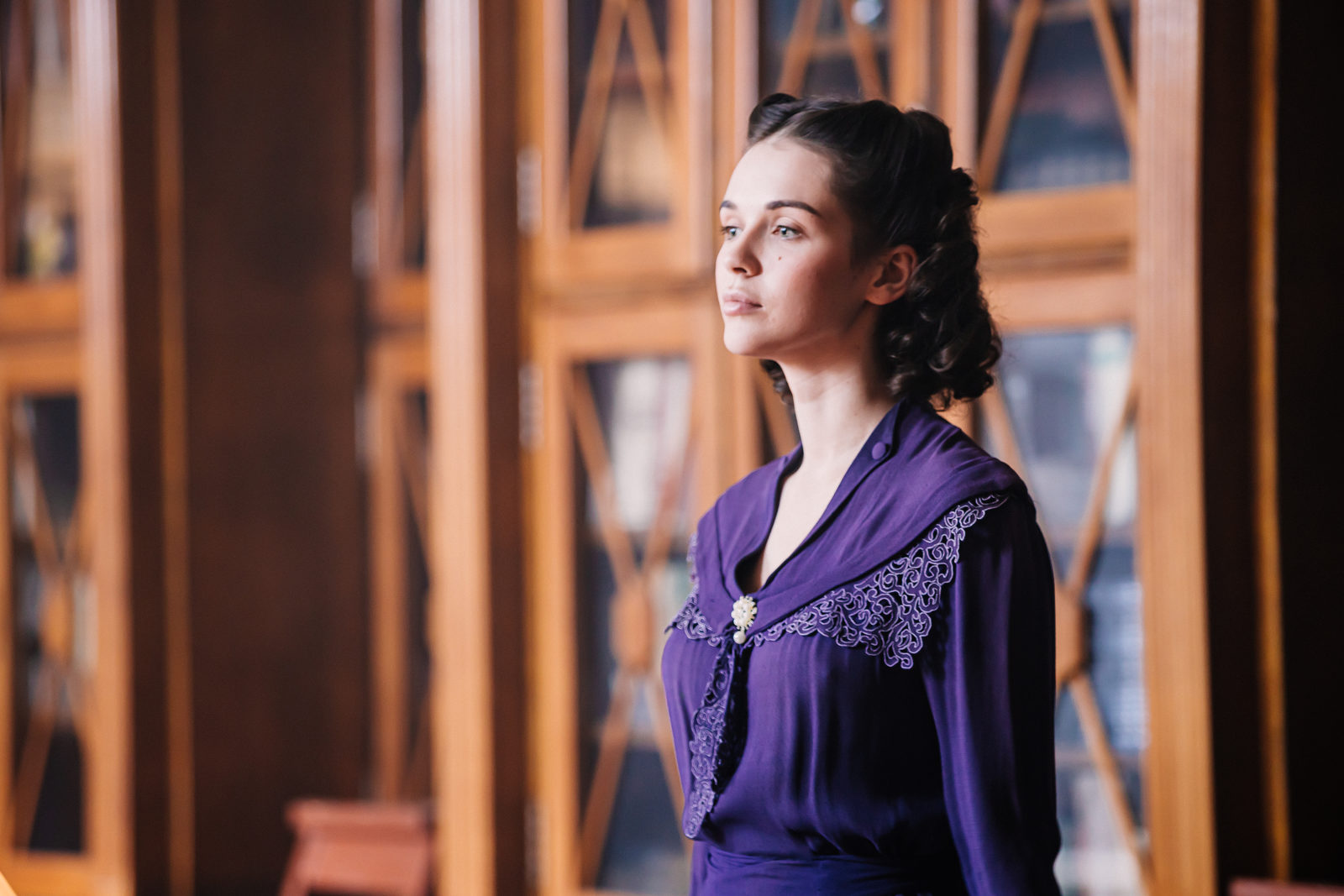 И снова в Суздале снимают кино. На этот раз 12-серийный фильм о Великой Отечественной для Первого канала. Уже есть первые кадры с площадки проекта «В парке Чаир».