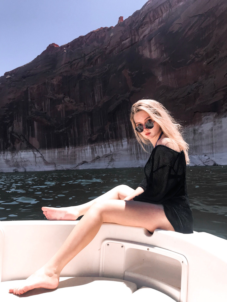 Елизавета Кондрикова окунулась в сказку, побывав на самом крупном благотворительном Венском балу в Европе. Узнаем у жительницы Владимира, как проходят мероприятия подобного масштаба и почему их посещают звезды.