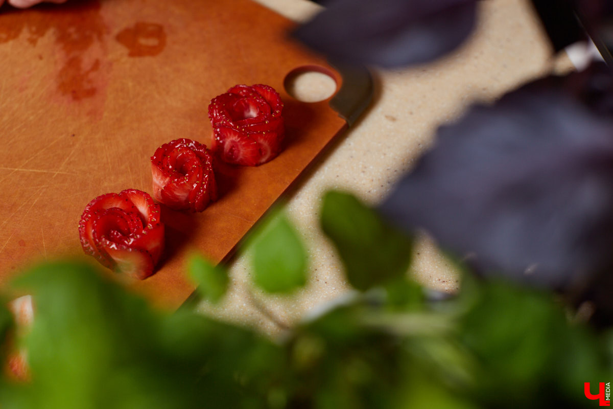 Екатерина Гуцаленко давно мечтала узнать классический вкус десерта «Павлова», а оказалась участником кулинарного эксперимента.