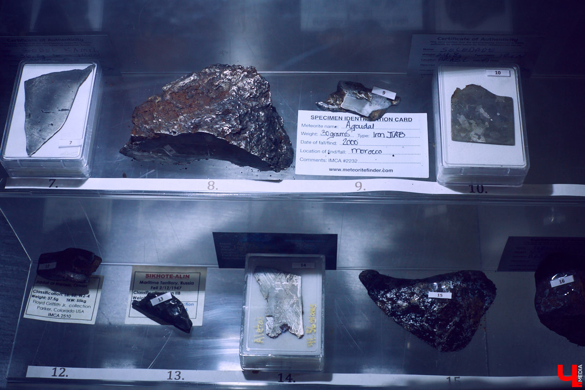 Специально для «Ключ-Медиа» методист Владимирского планетария Валентина Глазова провела небольшой экскурс по астрономическим явлениям: объяснила, когда небо транслирует зрелища, и почему через 25 лет владимирцы ощутят на себе влияние Солнца.