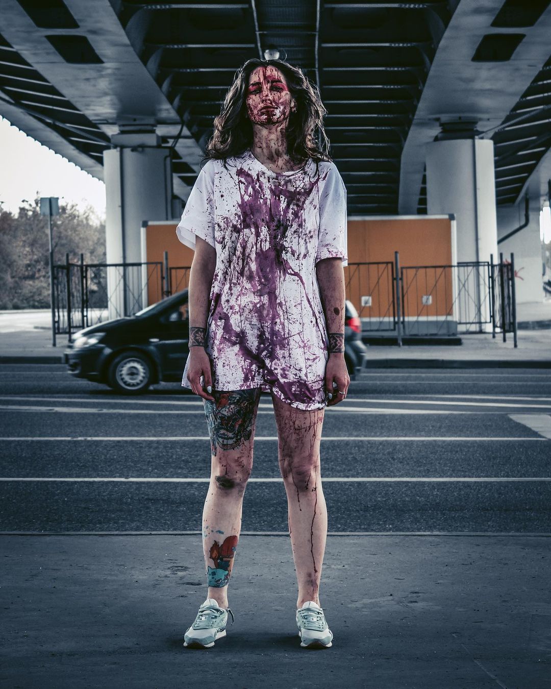 Разве преподаватель может снимать ужасы? Владимирский фотограф Алина Филатова доказывает это своим творчеством и объясняет, почему в каждом человеке живет древняя магия.