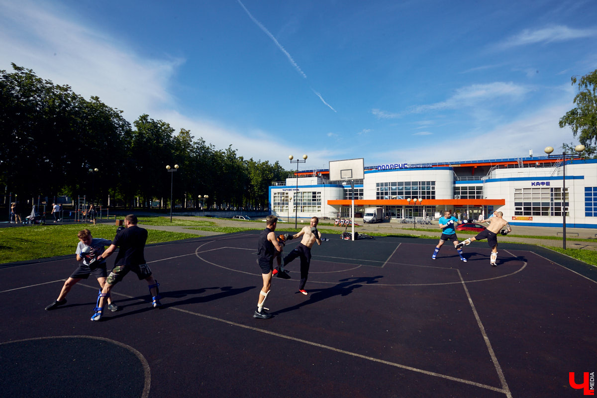 Первое правило бойцовского клуба: никому не рассказывать о бойцовском клубе. Возьмем на себя смелость его нарушить. Поведаем вам, чем владимирский отличается от кинематографического