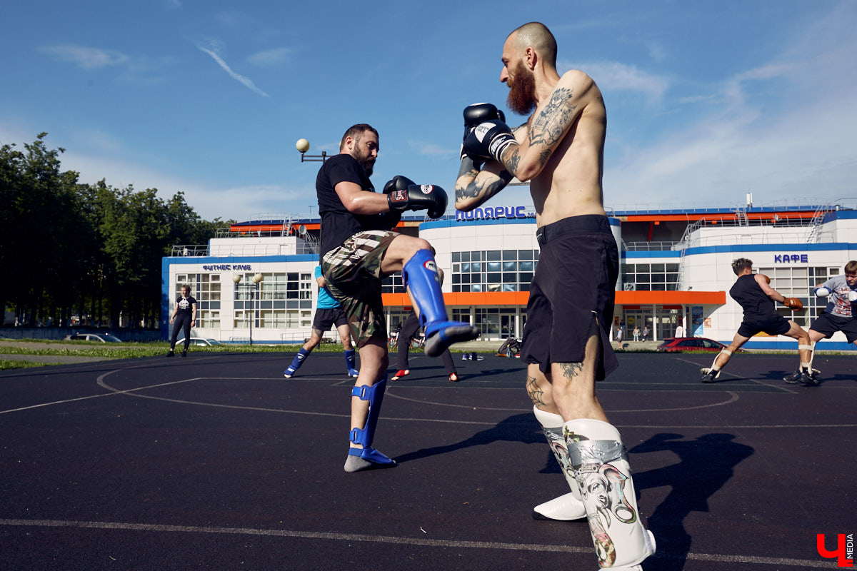 Первое правило бойцовского клуба: никому не рассказывать о бойцовском клубе. Возьмем на себя смелость его нарушить. Поведаем вам, чем владимирский отличается от кинематографического